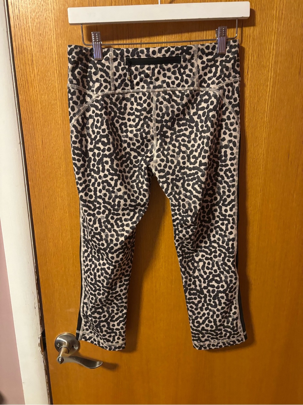 Lululemon Crops - Picture 3 of 4